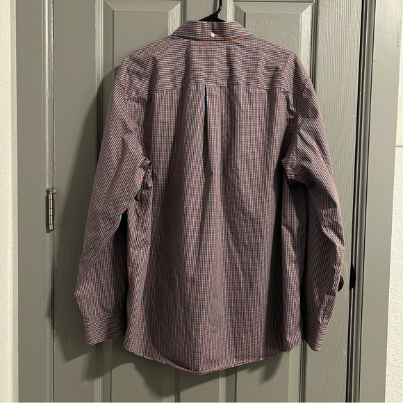 Duluth Trading Co Relaxed Fit Wrinkle Fighter Button Checkered Shirt - Picture 6 of 6